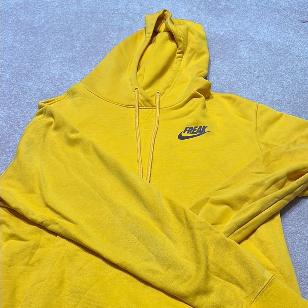 Nike Men's Freak Hoodie